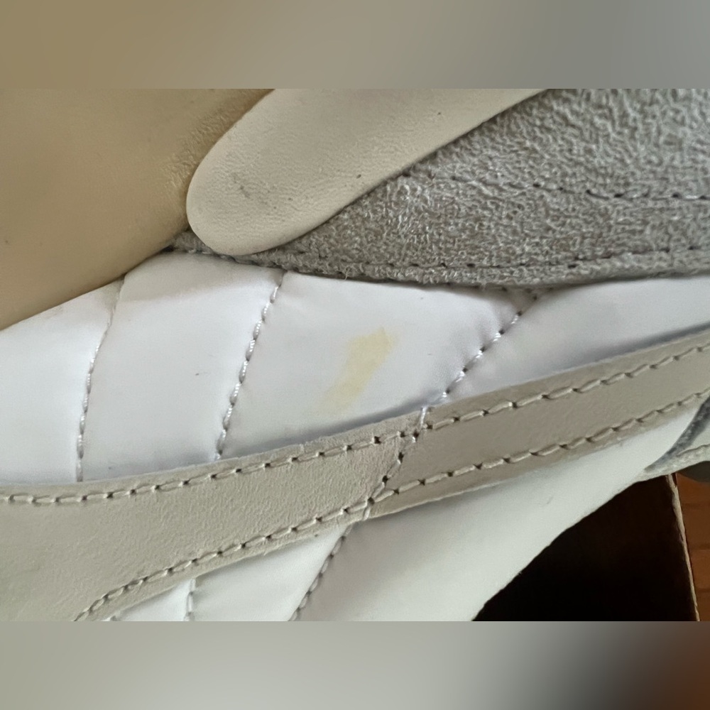 DIADORA Gender Inclusive Mercury Elite Water Resistant Sneaker in Size 6 5. (Wo) - Picture 10 of 10